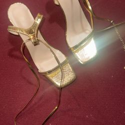 Gold Trendy Heels 