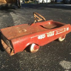 Vintage Antique Pedal Cars: Old No. 2 Fire Engine 