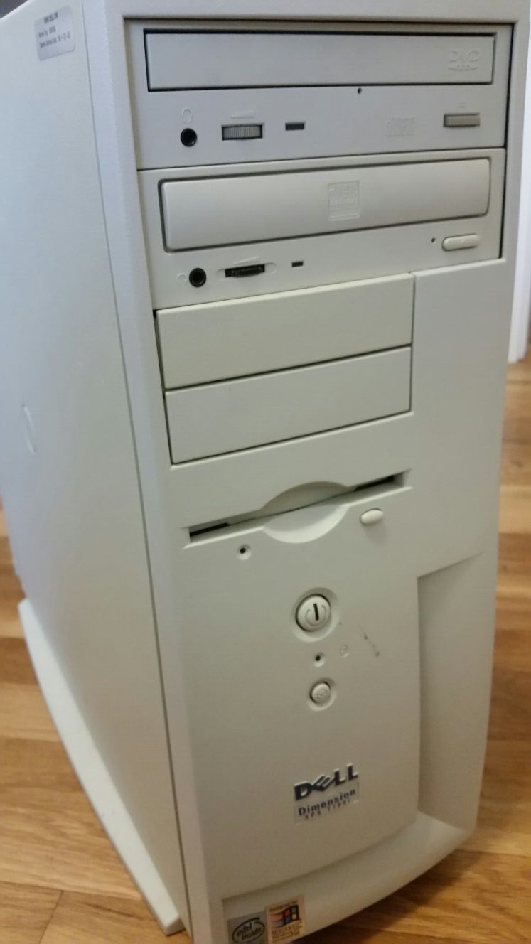 **REDUCED** Computer - Dell Dimension xps t700r from 1999- NO hard drive - for parts