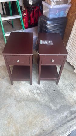 Night stands  w drawer
