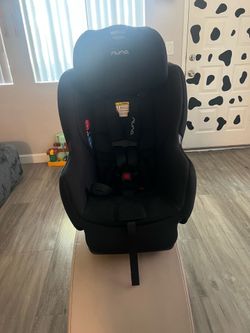 Nuna RAVA Black