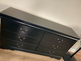 6 Drawer Black Dresser