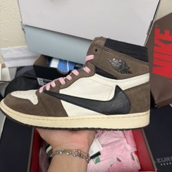 Jordan 1 High Travis Scott Mocha 