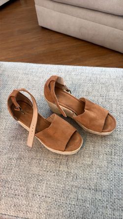 Tan Suede Espadrille Wedge Sandals size 7