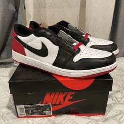 Air Jordan 1 Low Black Toe 