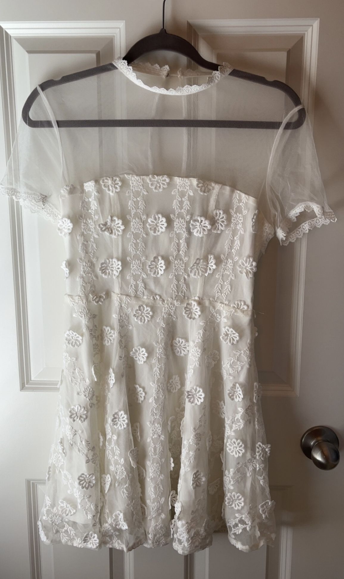 White Embroidered Dress 💕🌺✨