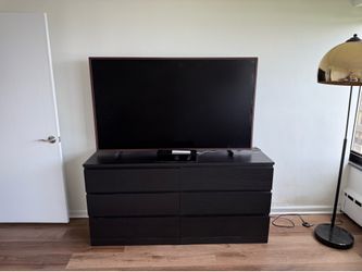 Black Dresser