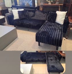 BLACK Fabric Reversible Click Clack Sectional Sofa w/ USB  &  Pillows