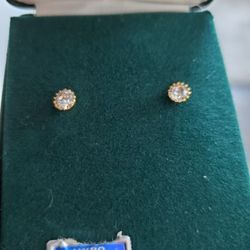Pierced Earrings, New