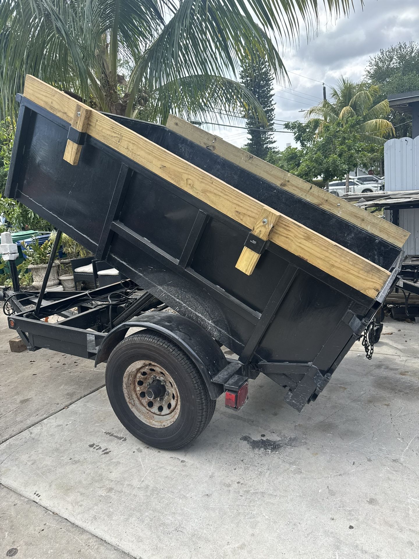 5x8 Dump Trailer Send Offer