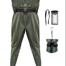 🆕Feifullo chest waders with boots, Color Green waterproof Boots. Lightweight and Well-fitting - The waders are 40% lighter than trad Retails $129.99