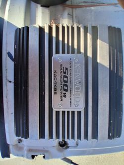 Kenwood amplifier for car audio system