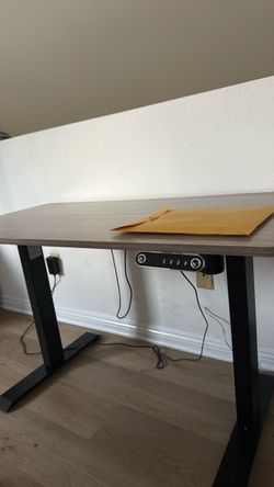 Standing  Desk