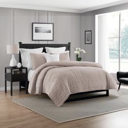 Swift Home Lightweight Oversized Enzyme Washed Crinkle Quilt Coverlet Bedspread Set