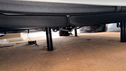 Adjustable Bed Base with Metal Frame