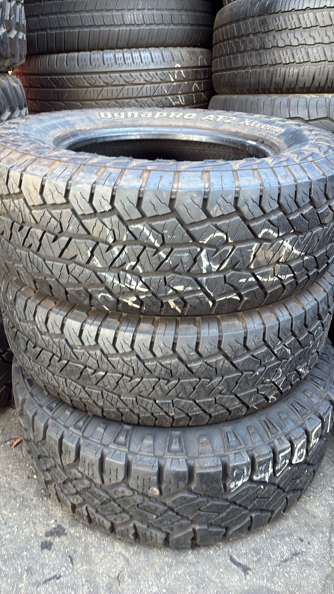 2 Used 265/70/17 Hankook Dynapro AT2 Xtreme Tires