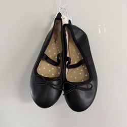 New Girls Shoes Size 11