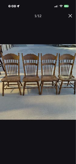 ❤️4 SOLID WOOD DINNER CHAIRS❤️