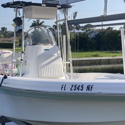 REDUCED! 2006 Sea Fox 205 Bay Fisher W/ T-top