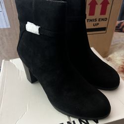Black Boots