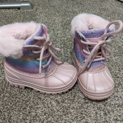 London Fog Toddler Snow boots Size 6