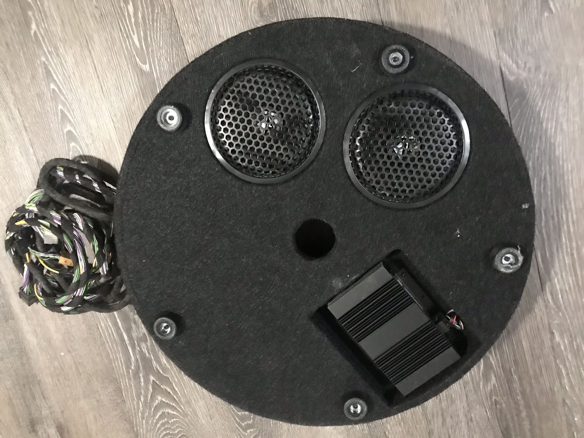 Helix subwoofer for 20152018 mk7 vw golf / gti for Sale in Hialeah, FL OfferUp