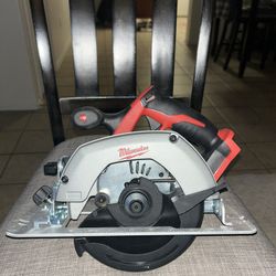 Milwaukee circular saw