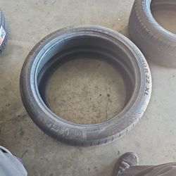 265/40/22 Continental Tire 265 40 22