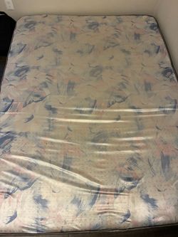 Queen bed mattress