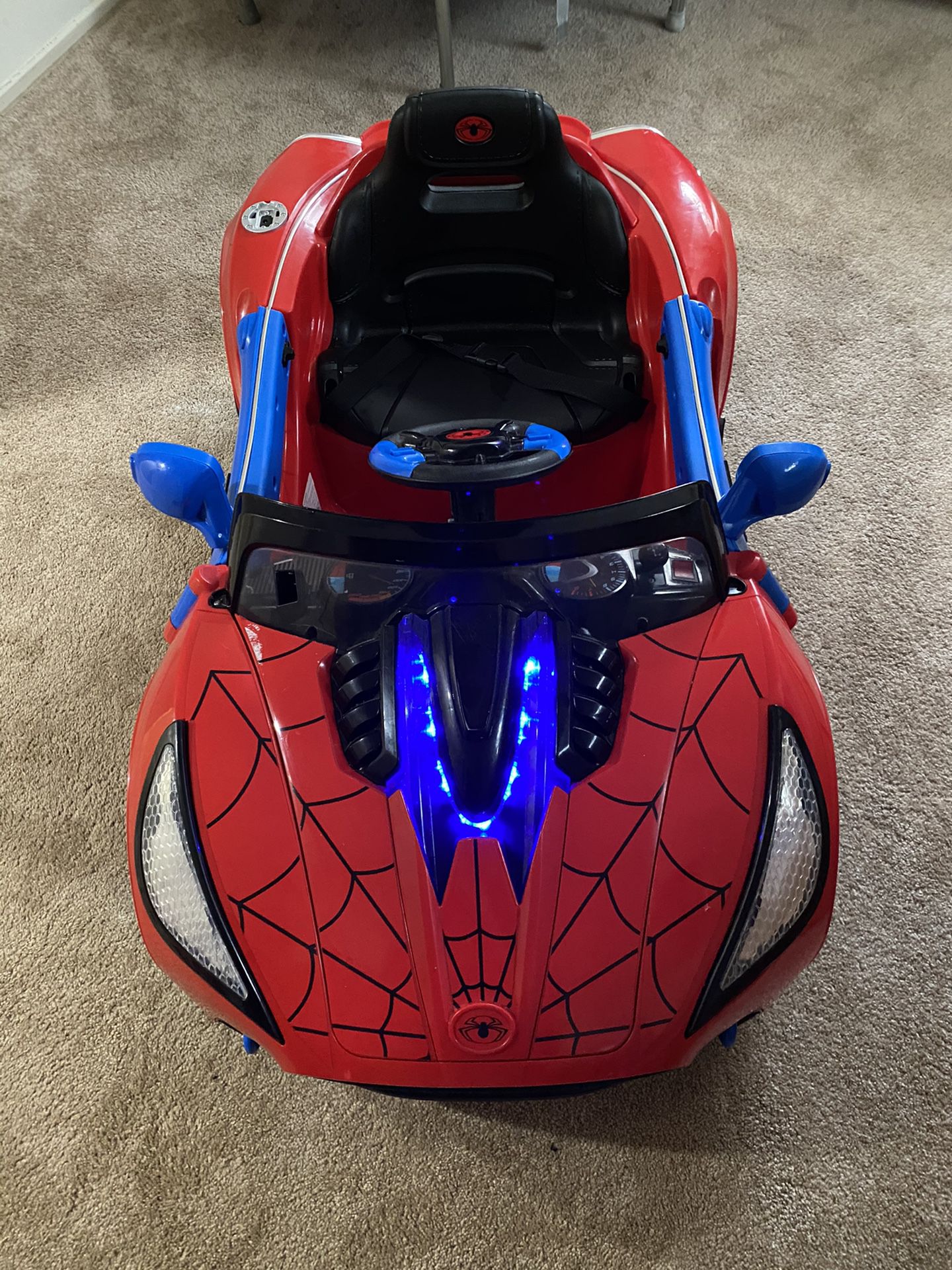 Spiderman ride on car