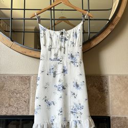 Abercrombie And Fitch- Floral Dress w/ Matching Scrunchie