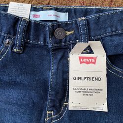 Levi’s Girlfriend Jeans -Size 10