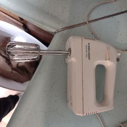 Black & Decker Electric Mixer
