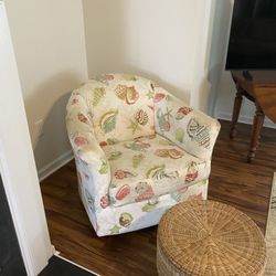 Barrel Chair 