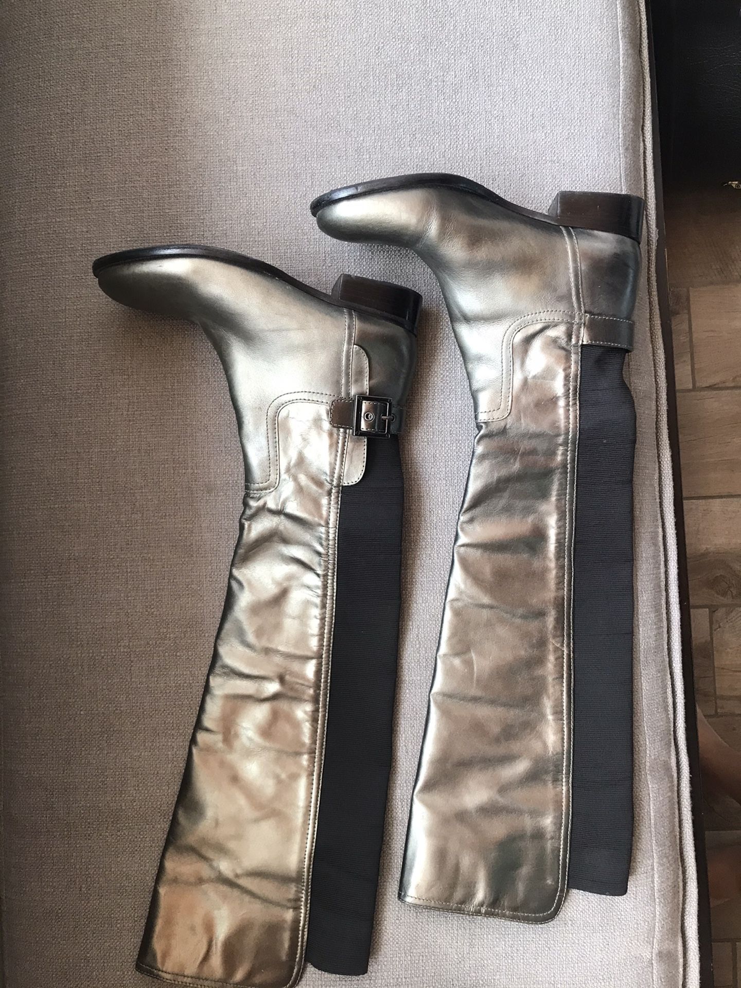 Tory Burch Boots