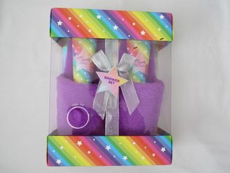 New Girls Youth Slippers & Body Wash/Lotion Gift Set