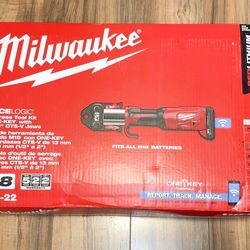 Milwaukee 2922-22 M18 Force Logic Press Tool kit