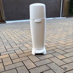 Diaper Genie 