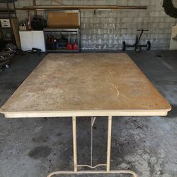 Folding Table 