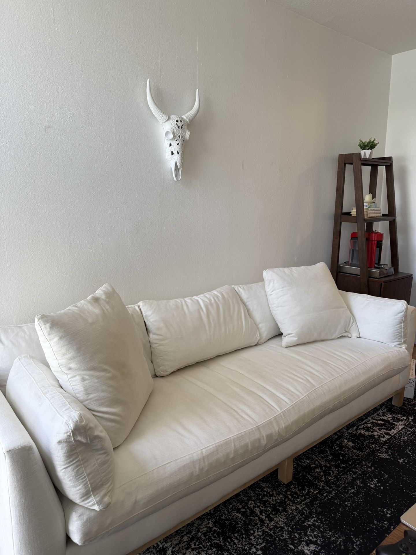 White Couch - Reeds Furniture