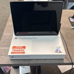 Microsoft Surface Pro 8, Keyboard & Mouse