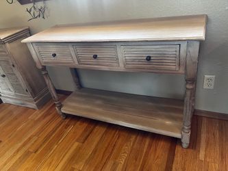 5 pieces of furniture