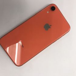 IPhone xr 64 gb Unlocked with store warranty 