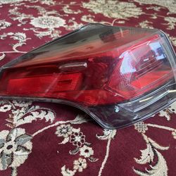 2017 Toyota Rav 4 Passenger Side Rear Light 