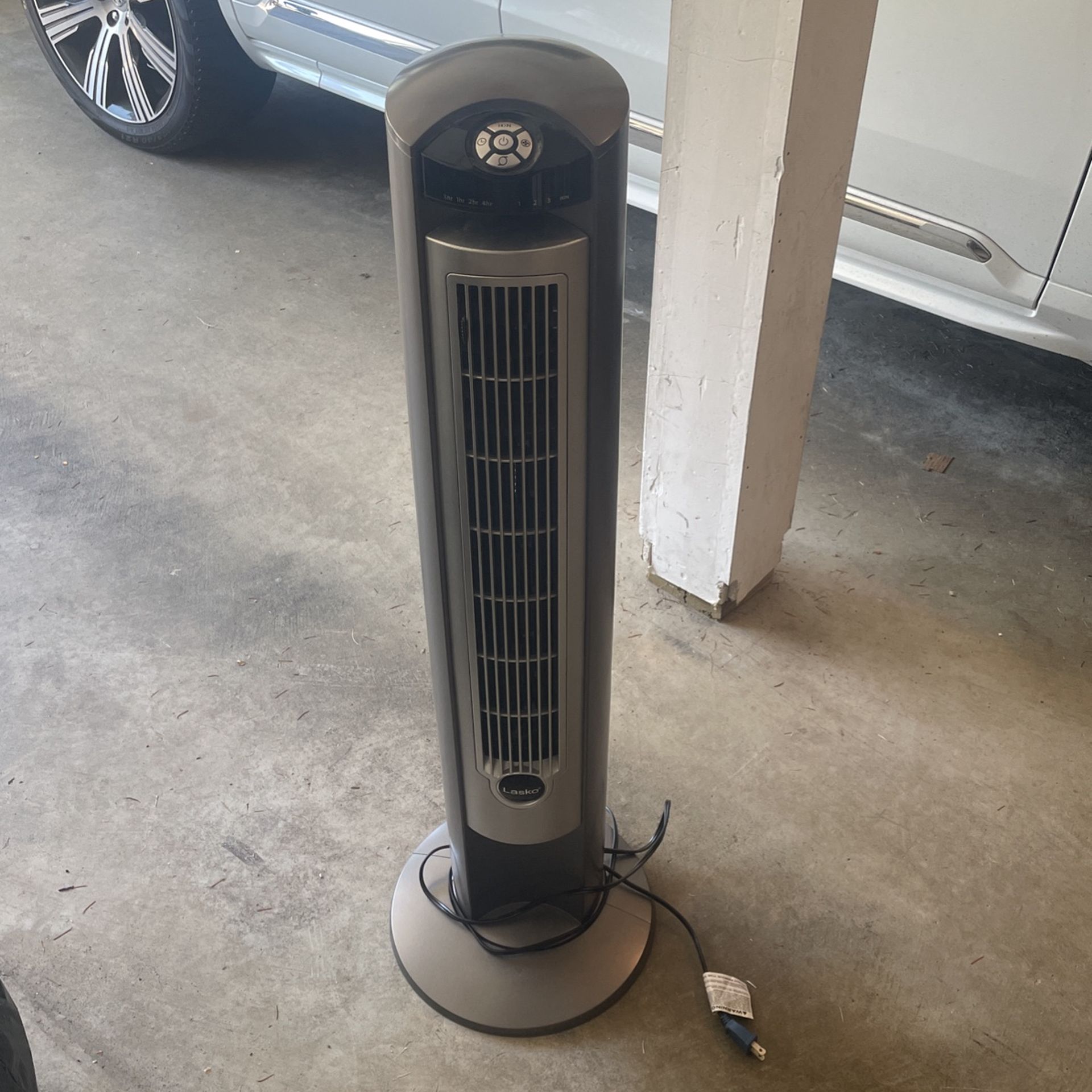 Lasko Oscillating Fan 