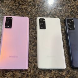 Samsung S20 Fe 5G Factory Unlocked 3 Colors Avaible 