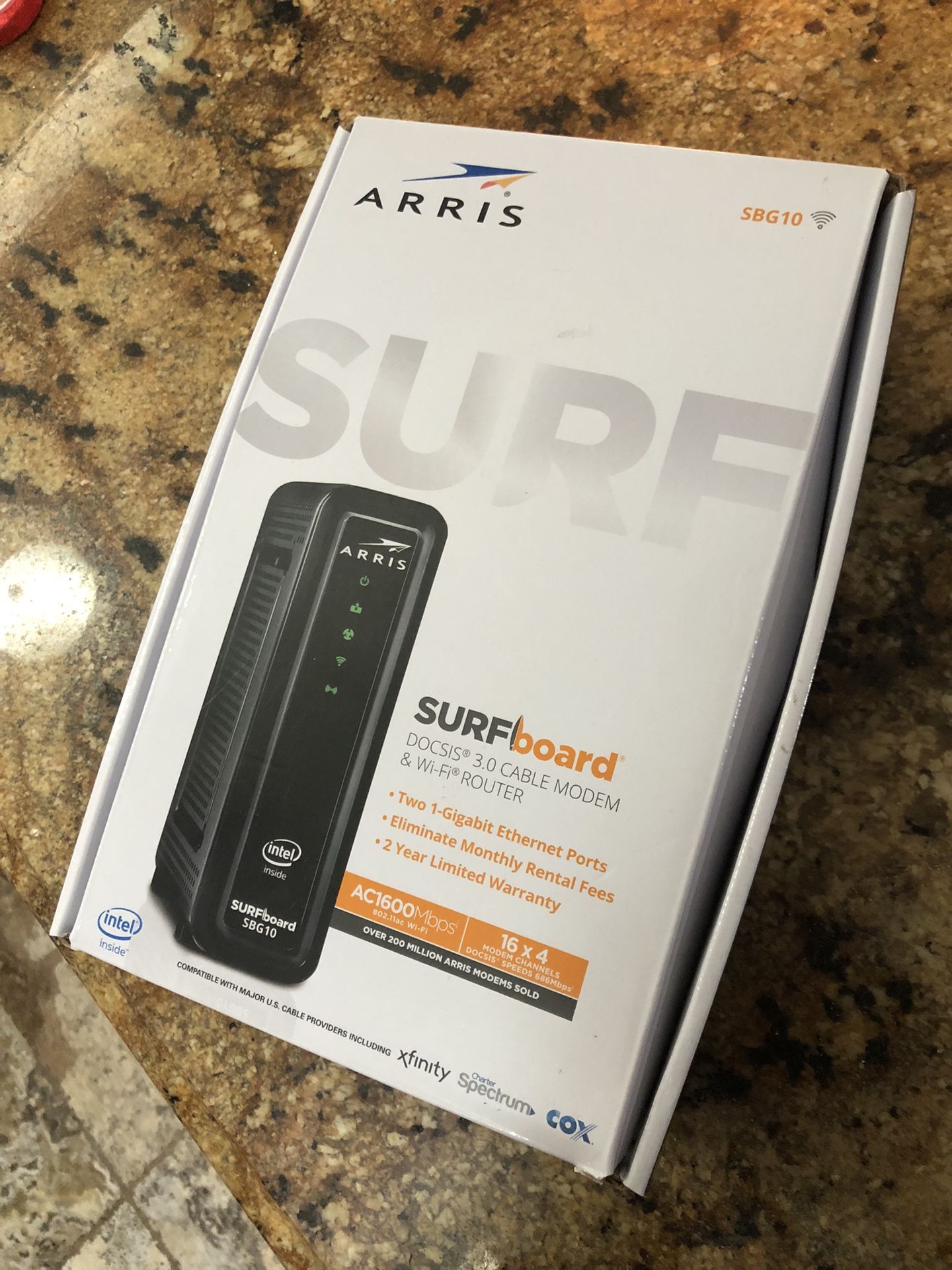 ARRIS SURFboard SBG10 DOCSIS 3.0 Cable Modem AC1600 Dual Band Wi-Fi Router