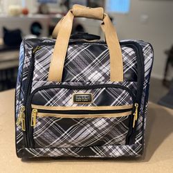 Nicole Miller Carry on Rolling Suitcase 
