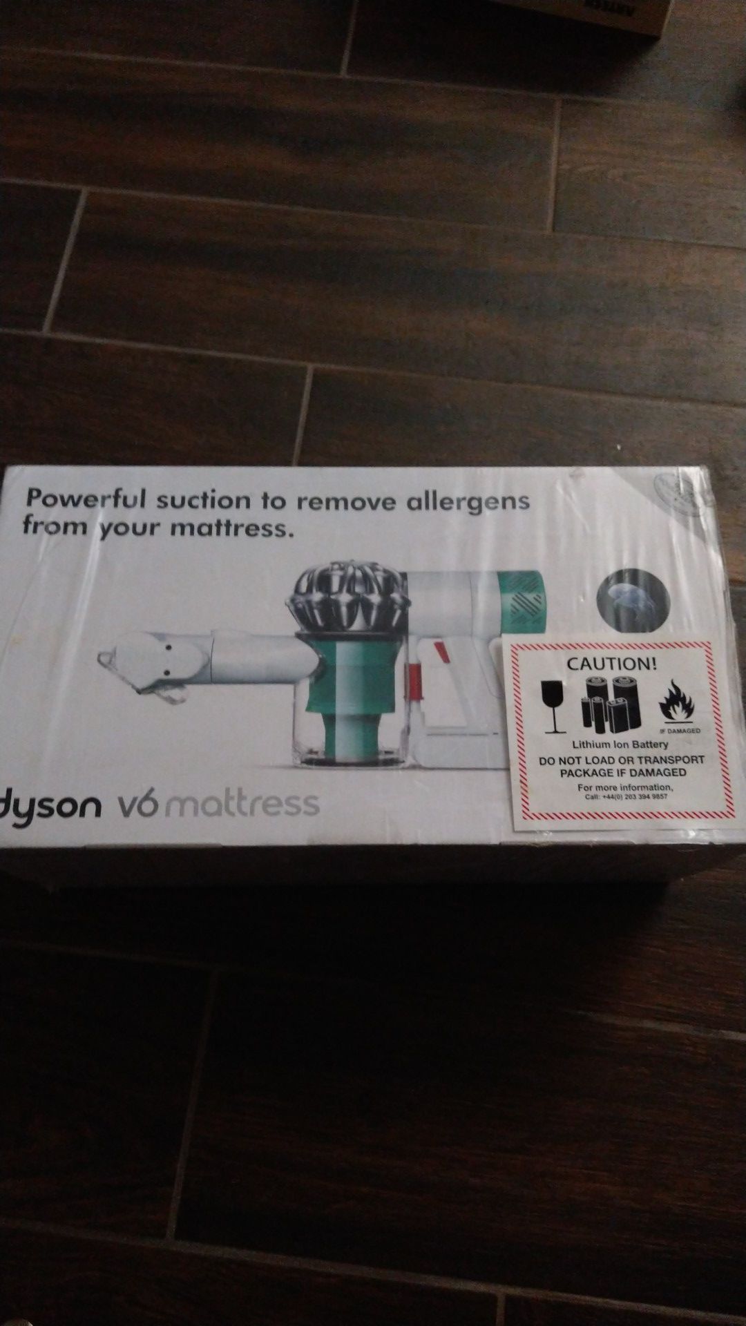 Dyson V6 mattress vaccum