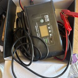 battery smart charger. brand new